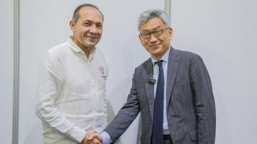 El secretario General Adjunto de la OCDE, Oshiki Takeuchi, felicitó al gobierno colombiano por el significativo progreso en sus reformas pensional y laboral. Este reconocimiento, expresado durante un encuentro con [&hellip;]