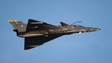 Aviones de combate Kfir, A-29, fueron utilizados para bombardear a columnas del narcoparamilitarismo del Clan del Golfo. &nbsp; &nbsp; Valdivia, Antioquia Las Fuerzas Militares de Colombia asestaron un nuevo y [&hellip;]