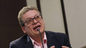 Alirio López  Gloria Arizabaleta &nbsp; Política  La elección de la presidencia en la Comisión de Acusaciones de la Cámara de Representantes ha desatado una profunda fisura en el Pacto Histórico. [&hellip;]
