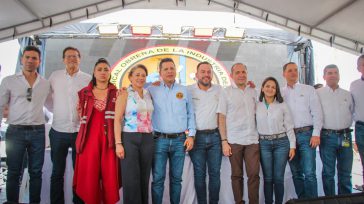 Los ministros Antonio Sanguino Páez (Trabajo) y Edwin Palma Egea (Minas y Energía) presentaron las iniciativas ante líderes gremiales como el presidente de la CUT, Fabio Arias, y el presidente […]