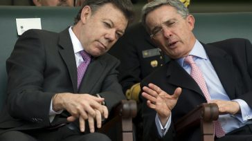 La disputa entre los ex amigos Uribe y Santos reaviva la polarización política en Colombia &nbsp; Javier Sánchez Política El fallecimiento del senador Miguel Uribe Turbay ha reavivado la profunda [&hellip;]
