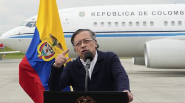 El presidente de Colombia, Gustavo Petro, respondió  de manera contundente a la decisión del gobierno de Estados Unidos de descertificar a Colombia en la lucha contra el narcotráfico.   Javier […]