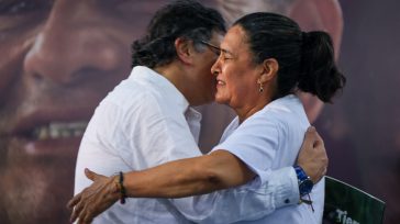 Las tierras vuelven a los campesinos        Rafael Camargo Vásquez  Magdalena Medio, Colombia En un acto que marca un avance significativo en la Reforma Agraria, el presidente Gustavo […]