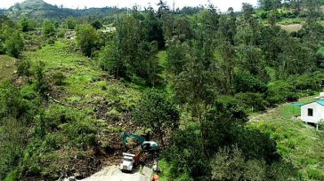Las intensas lluvias de la temporada han sido la causa del colapso del terreno, pero la complejidad del fenómeno ha frustrado las labores de remoción.     Luis Eduardo Romero […]