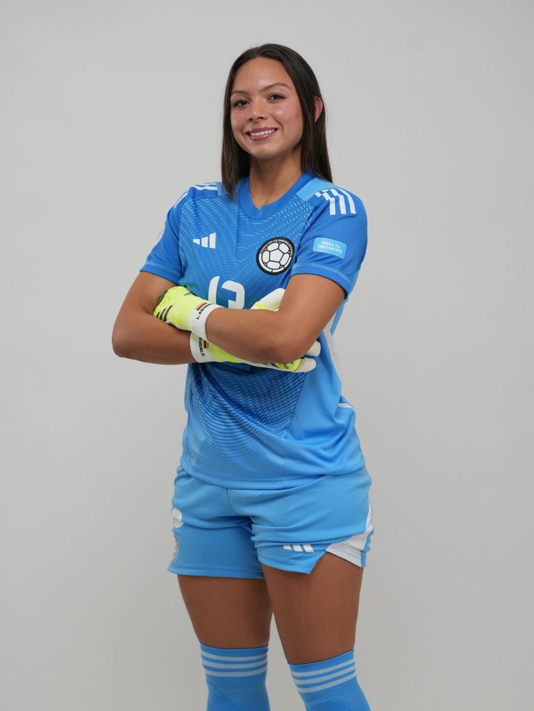 El Resurgir De Un Mito LUISA AGUDELO LA HERO NA EN EL TRONO DEL El Resurgir De Un Mito LUISA AGUDELO LA HERO NA EN EL TRONO DEL
