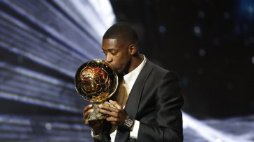 Ousmane Dembélé a sus 28 años, en su primera nominación se lleva el Balón de oro edición 2025.   Agencias de Noticias París El mundo del fútbol tiene un nuevo […]