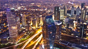 El distrito financiero de L’event en Estambul, la ciudad más grande y el principal centro económico de Turquía.     Primicia Diario  El 29 de octubre de 2025 marca el […]