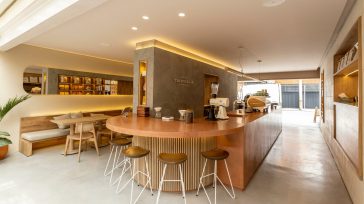 Tropicalia Coffee (Colombia) en el primer lugar regional y un sobresaliente puesto número 10 a nivel mundial.     Andrés Quintero Vásquez El Top 100 de las Mejores Cafeterías de […]