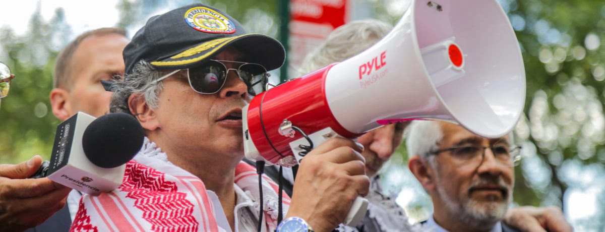 «Petro prometió acabar con la guerra, pero lo que vemos es todo lo contrario, una multiplicación del miedo. Su política de Paz Total se volvió en un laboratorio de impunidad»   Wilson […]