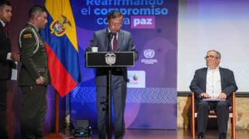 El presidente Petro reconoció que «el camino de la paz está en la mitad» y que es imperativo «cambiar las normas» para acelerar el cumplimiento y alcanzar la anhelada Paz Total. […]