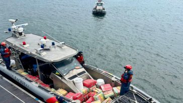 La Armada detectó una lancha rápida, conocida en el argot criminal como «Go Fast», que navegaba en un patrón sospechoso. Primicia Diario Una operación de precisión ejecutada por la Armada de Colombia, cumplimiento […]