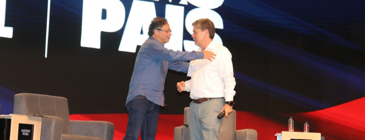 El presidente Gustavo Petro Y Bruce Mac Master, presidente de la Asociación Nacional de Empresarios de Colombia (ANDI), hoy ex amigos.    Primicia Diario Economía  El presidente Gustavo Petro utilizó […]