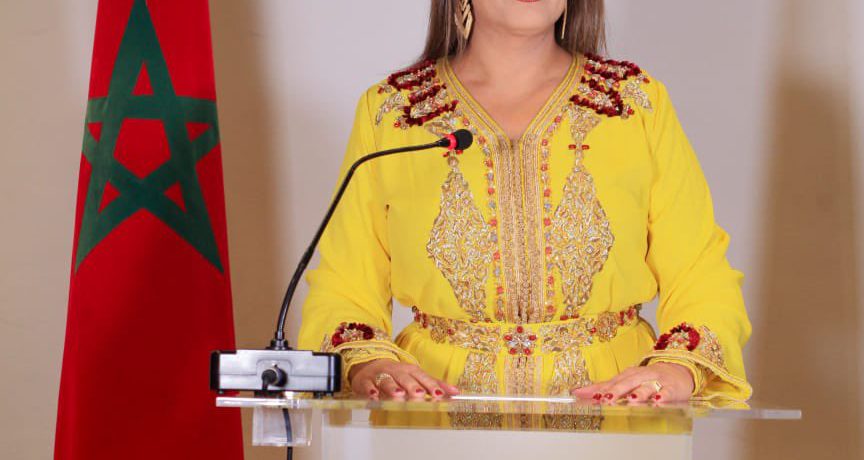 La embajadora del Reino de Marruecos para Colombia y Ecuador Farida Loudaya, luciendo el caftán marroquí.   Primicia Diario El caftán marroquí, emblema de la elegancia y la tradición del […]