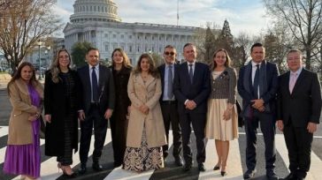 Tras su estrepitoso fracaso al ser ignorados por las altas esferas de la administración Trump, la ultraderecha del Congreso colombiano debió conformarse con buscar el favor de congresistas republicanos afines [&hellip;]
