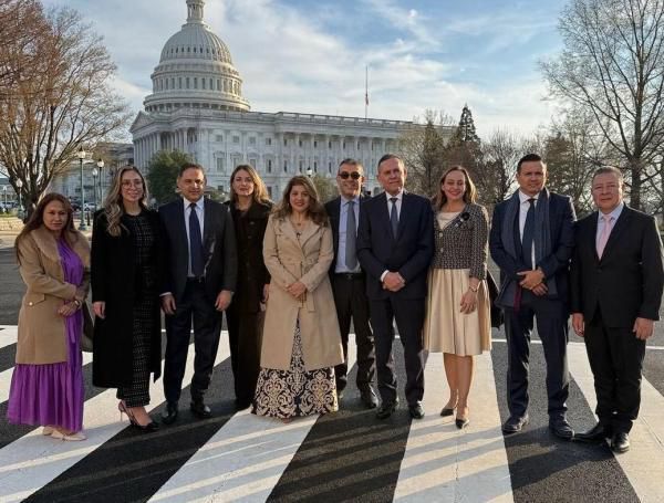 Tras su estrepitoso fracaso al ser ignorados por las altas esferas de la administración Trump, la ultraderecha del Congreso colombiano debió conformarse con buscar el favor de congresistas republicanos afines [&hellip;]