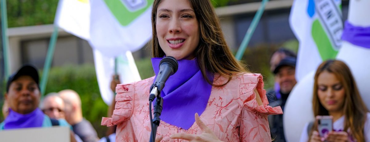 Diana Osorio, precandidata presidencial  &nbsp; Javier Sánchez  Política  La confirmación de Diana Osorio sobre su posible participación en la consulta de los sectores de izquierda ha provocado un auténtico sismo [&hellip;]