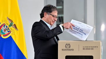 «Sabedores de la astucia del señor Petro bien podemos también preguntarnos si la falta de claridad sobre el Código en mención ,y todas las otras menciones presidenciales sobre el fraude [&hellip;]