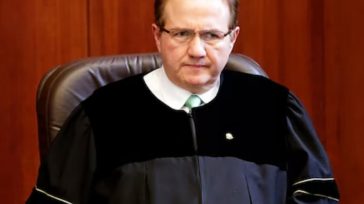 El Expresidente de la Corte Suprema de Justicia, Leonidas Bustos,fue condenado como responsable del «Cartel de la Toga». &nbsp; &nbsp; Domingo Huertas G. Justicia  El expediente contra Leonidas Bustos, otrora [&hellip;]