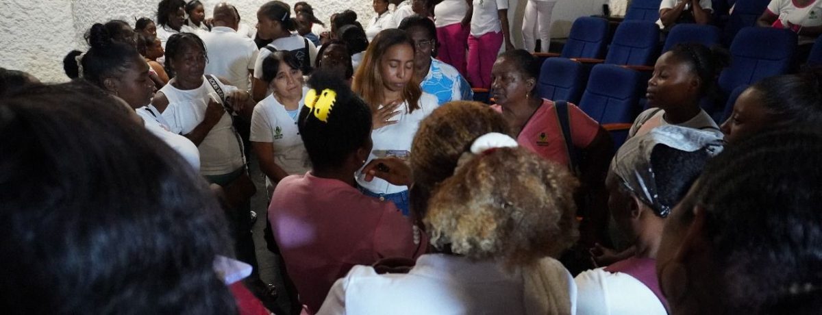 Madres comunitarias  Amanda Illera B. Mujeres  En un esfuerzo por subsanar décadas de precariedad y olvido institucional, el Gobierno Nacional ha convocado a un encuentro de trascendencia política y social [&hellip;]