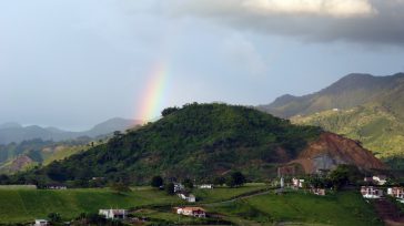 Dosquebradas es el motor industrial y el municipio más joven de Risaralda, destacado por su pujanza económica y su estratégica ubicación en el Eje Cafetero. Su geografía combina un vibrante [&hellip;]