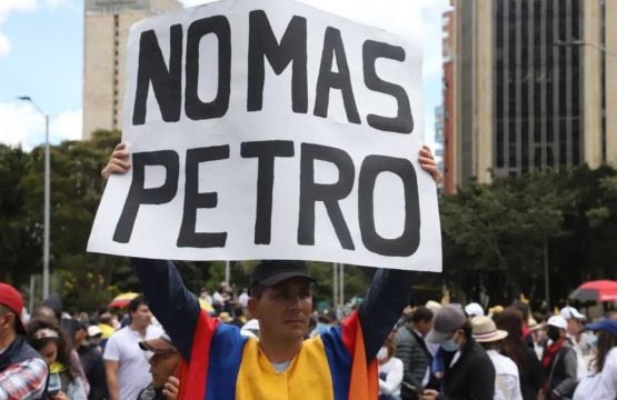 A pesar del éxito diplomático en Washington, figuras políticas con escaso reconocimiento intentan capitalizar el escándalo para deslegitimar la gestión presidencial. &nbsp; &nbsp; &nbsp; Rafael Camargo Vásquez Judicial  La reciente [&hellip;]