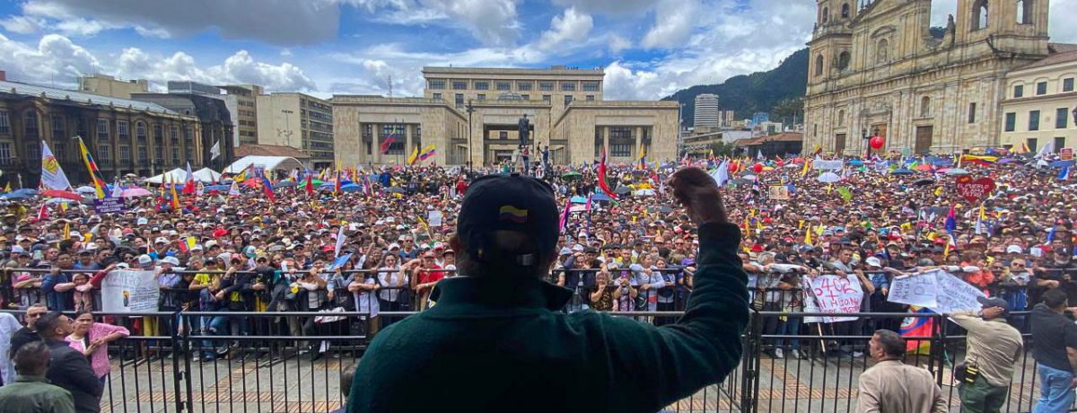 El presidente Gustavo Petro, estará al frente de la movilización en la Plaza de Bolívar  &nbsp; &nbsp; Javier Sánchez Política  En una reciente alocución televisada, el presidente Gustavo Petro hizo [&hellip;]