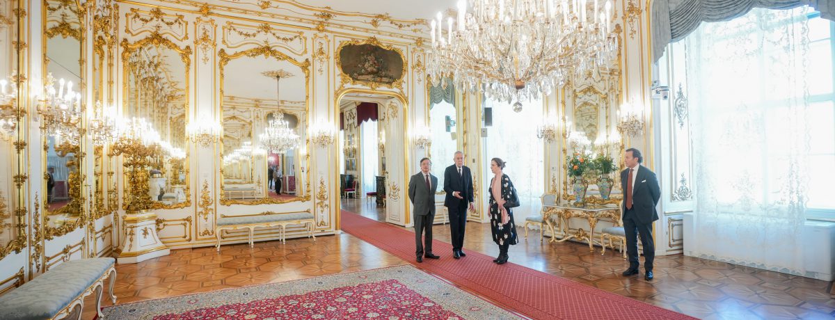 Pese a su agenda oficial en Viena tras reunirse con el presidente Alexander Van der Bellen, el mandatario Gustavo Petro persiste en validar sus alertas previas sobre irregularidades electorales en [&hellip;]