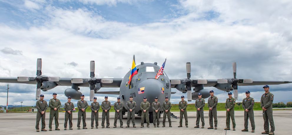 Este es uno de los aviones «donados» Un avión nuevo vuela el 90% del tiempo. Un Hércules antiguo suele pasar el 40% del tiempo en el taller por fallas imprevistas. [&hellip;]