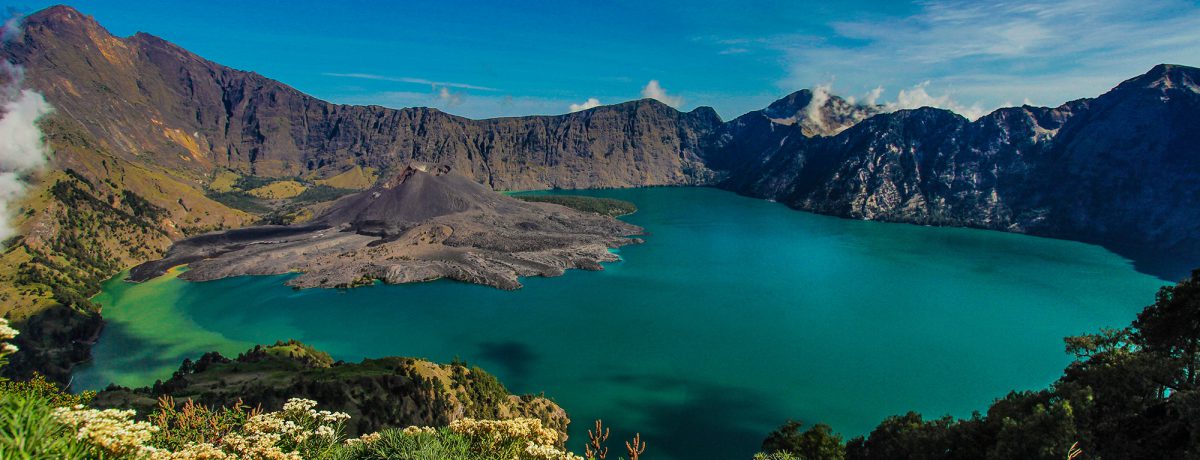 Indonesia se consolida por séptimo año consecutivo como el país más generoso del mundo, gracias a una cultura de ayuda mutua que lidera índices globales de voluntariado. Su espíritu solidario [&hellip;]