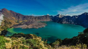 Indonesia se consolida por séptimo año consecutivo como el país más generoso del mundo, gracias a una cultura de ayuda mutua que lidera índices globales de voluntariado. Su espíritu solidario [&hellip;]