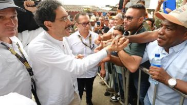 Iván Cepeda en Antioquia. Javier Sánchez Política Organizaciones de víctimas y defensores de derechos humanos en Antioquia declararon «persona grata» al candidato Iván Cepeda, rechazando la propuesta de la Asamblea [&hellip;]