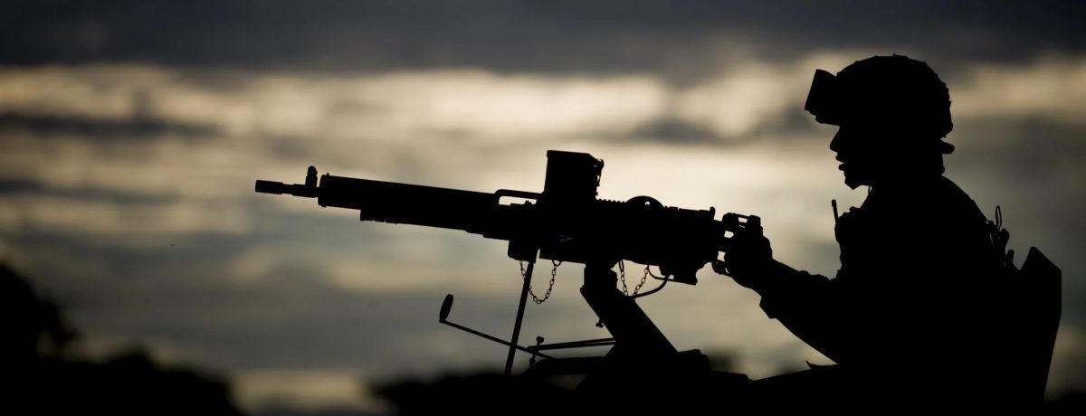 El conflicto colombiano ha enfrentado históricamente a sectores humildes, forzados al servicio militar, contra otros desposeídos sublevados en guerrillas. Mientras tanto, las élites del narcotráfico y el paramilitarismo han instrumentalizado [&hellip;]