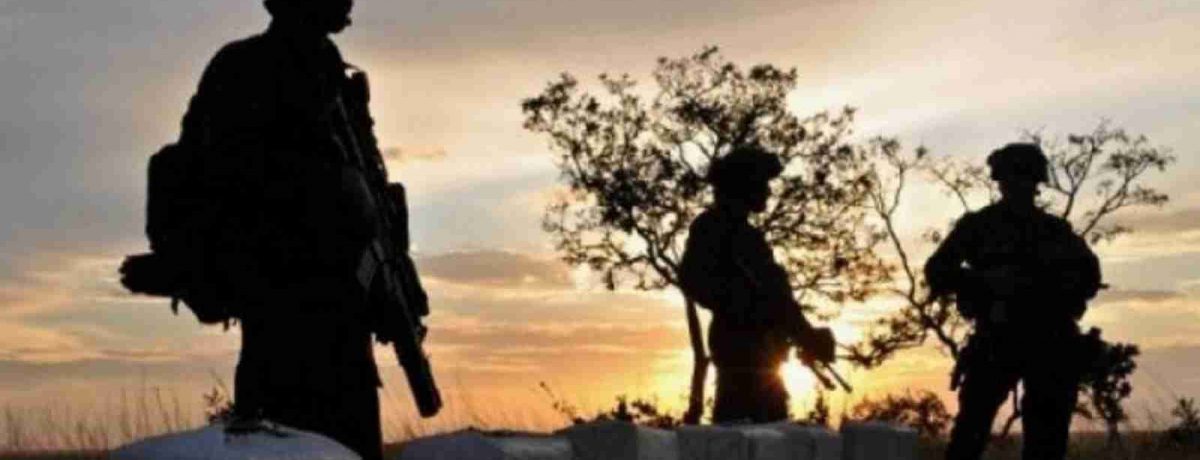 Colombia ha puesto en la lucha contra el narcotráfico: 200 mil colombianos asesinados, 1.800 miembros de la Fuerza Pública heridos y 400 asesinados en las últimas dos décadas. &nbsp; &nbsp; [&hellip;]