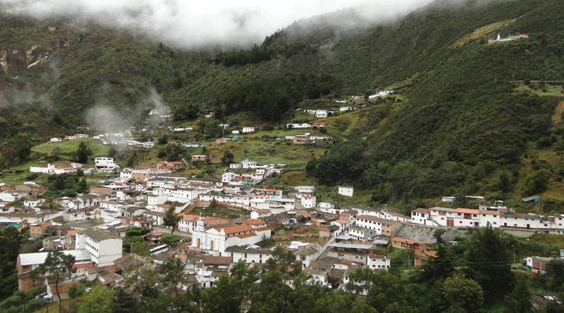 Vetas, el municipio más alto de Colombia a 3.350 msnm, destaca por su herencia minera y su acceso privilegiado al «Páramo de Santurbán». Los visitantes disfrutan de senderismo hacia las [&hellip;]