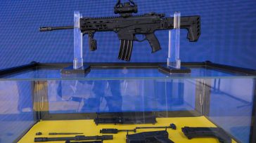 Tras una etapa de diseño y manufactura iniciada formalmente en 2024, el arma superó rigurosas pruebas de campo en 2025 bajo la supervisión de las Fuerzas Militares y la Policía. [&hellip;]