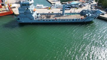 Durante el acto protocolario celebrado en las instalaciones navales de Cartagena, el presidente Petro, entregó un moderno buque que representa un cambio de enfoque en la gestión del riesgo, pasando [&hellip;]