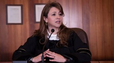 Una nueva reclamación ante el Grupo Egmont por la filtración de un informe de la UIAF contra la magistrada Cristina Lombana amenaza con dilatar las negociaciones para restablecer la confianza [&hellip;]