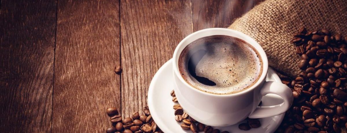 Y el 95 % de ese   café que nos venden en tiendas y supermercados es importado de Brasil, Vietnam, Ecuador y Perú. Y lo que es peor, casi 2.5 millones [&hellip;]