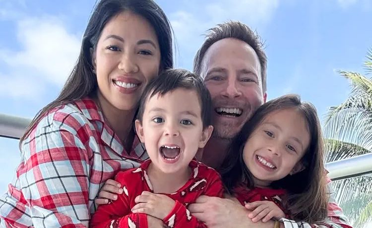 Familia de cuatro encontrada muerta en su casa de Houston.Thy Mitchell/Instagram (People)  &nbsp; &nbsp; Houston Primicia Diario La opulencia de River Oaks, el enclave más exclusivo de Houston, Texas, se [&hellip;]