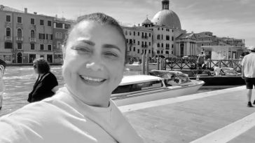 El expediente de Yulixa Toloza estremece a Bogotá tras revelarse que falleció por una perforación pulmonar causada por mala praxis en un centro estético clandestino. La investigación penal de la [&hellip;]