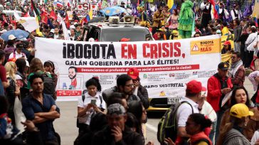 &nbsp; Basado en datos oficiales, el concejal Samir Bedoya denunció en el Concejo un alarmante esquema de clientelismo en Bogotá, donde solo 139 contratistas acaparan 436 contratos simultáneos por más [&hellip;]