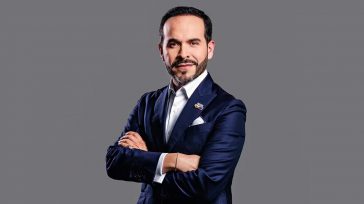 Abelardo de la Espriella, presidente electo de Colombia. Gustavo Alvarez Gardeazábal El Porce  Media Colombia votó ayer contra la otra media. Abelardo de la Espriella ,con escasos 250 mil votos [&hellip;]