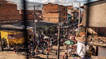 Mientras las drogas golpean con fuerza a Medellín, el alcalde Federico Gutiérrez y el gobernador de Antioquia rechazan las intervenciones del Gobierno Nacional, argumentando que liberar sectores mediante pactos con [&hellip;]
