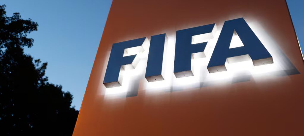 «Es totalmente falso y engañoso sugerir que el presidente de la FIFA ha hecho ninguna promesa con respecto al estadio que albergará la final de la Copa Mundial de la [&hellip;]