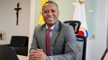 Tras obtener el primer lugar en el concurso público para la Contraloría General, el abogado Luis Enrique Abadía García ratifica la vigencia de la meritocracia en el país. En esta [&hellip;]